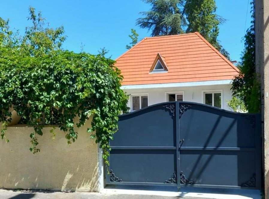 Gite La Belle Etoile - Paray-Le-Monial Ngoại thất bức ảnh